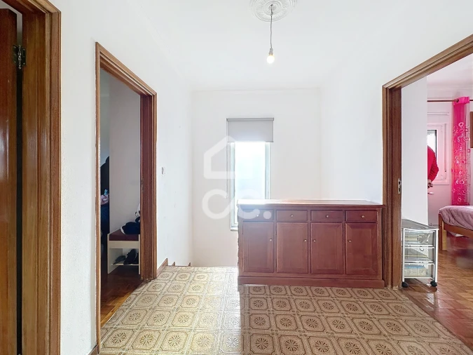 Moradia T4 para Venda em Santa Maria Maior Foto 26