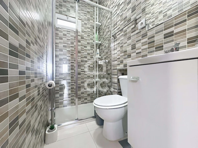 Moradia T4 para Venda em Santa Maria Maior Foto 5