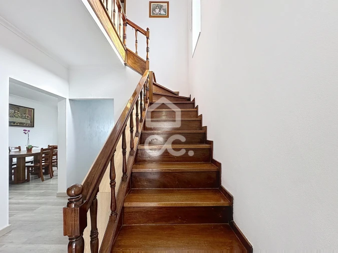 Moradia T4 para Venda em Santa Maria Maior Foto 15