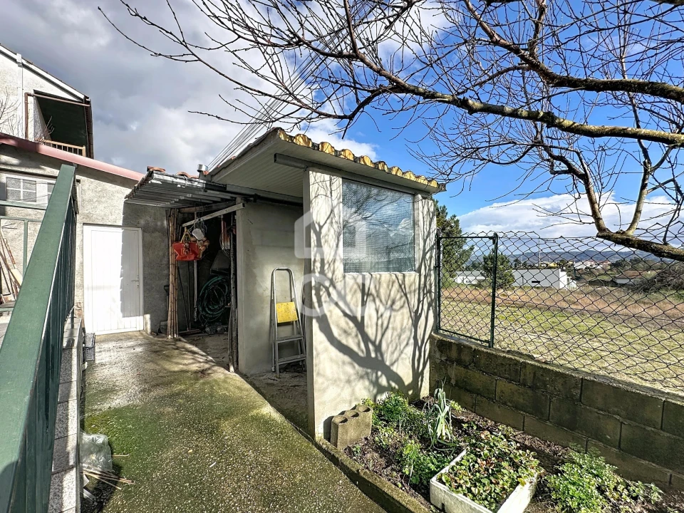 Moradia T4 para Venda em Santa Maria Maior Foto 28