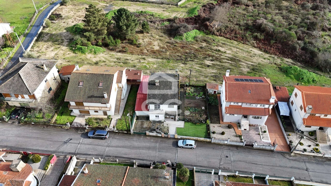 Moradia T4 para Venda em Santa Maria Maior Foto 30