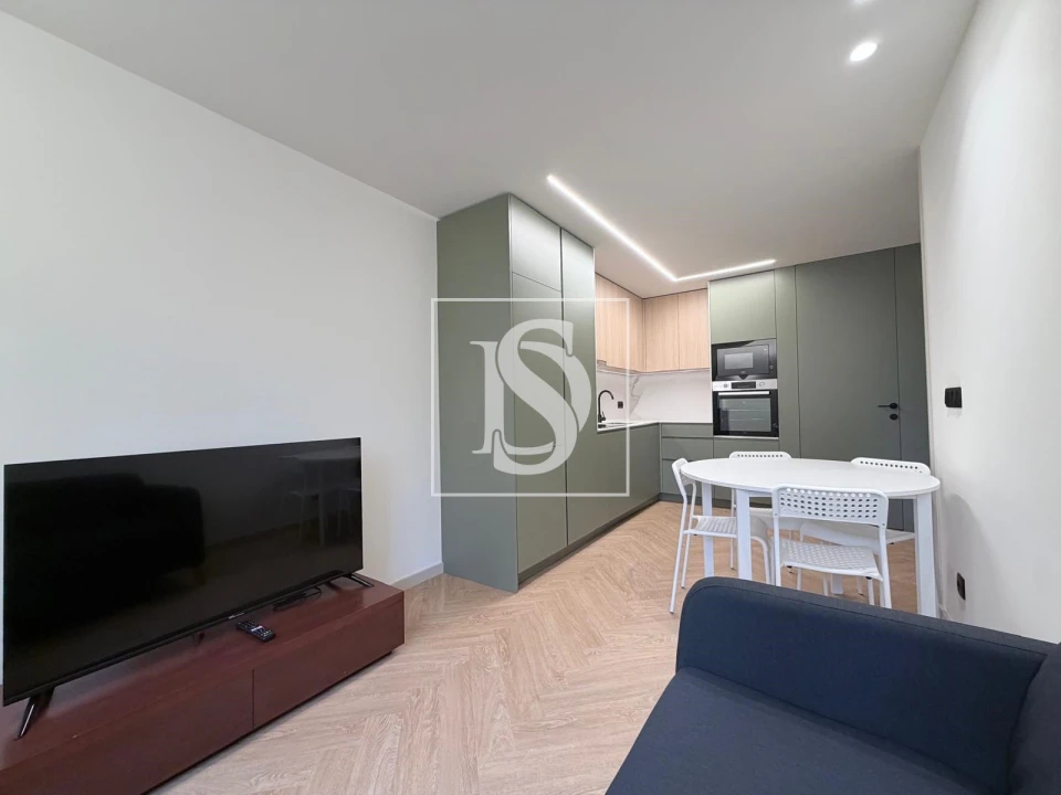 Apartamento T1 para Arrendamento em Braga (Maximinos, Sé e Cividade) Foto 8