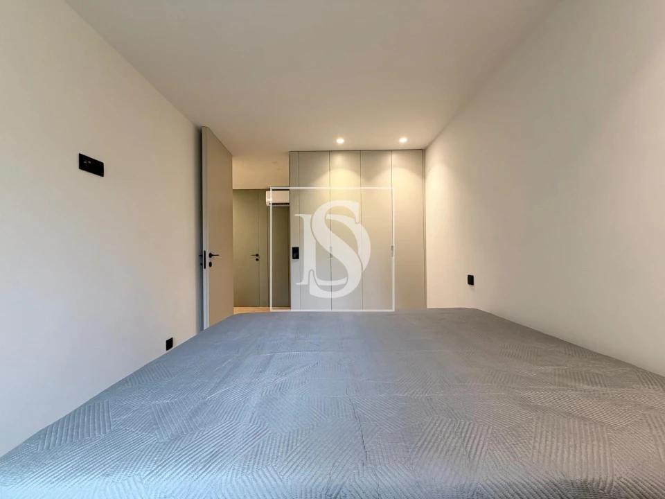 Apartamento T1 para Arrendamento em Braga (Maximinos, Sé e Cividade) Foto 12