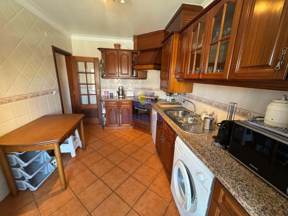 Apartamento T3 para Venda em Ferrel Foto 4