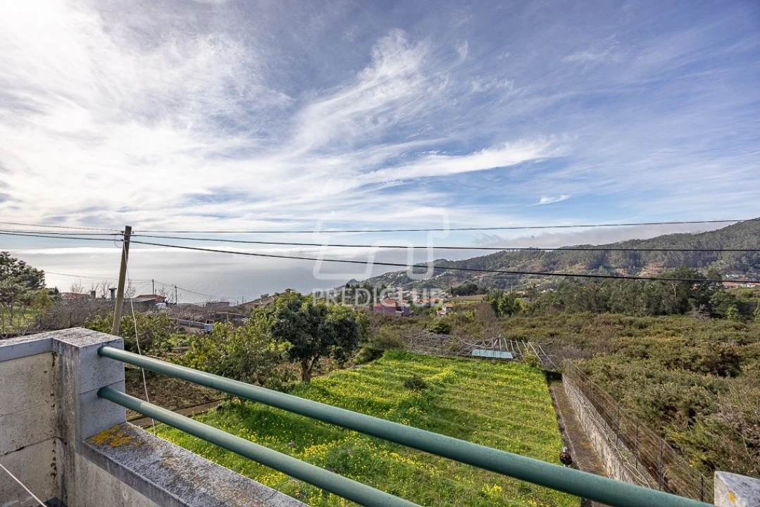 Moradia T2 para Venda em Camara de Lobos Foto 2