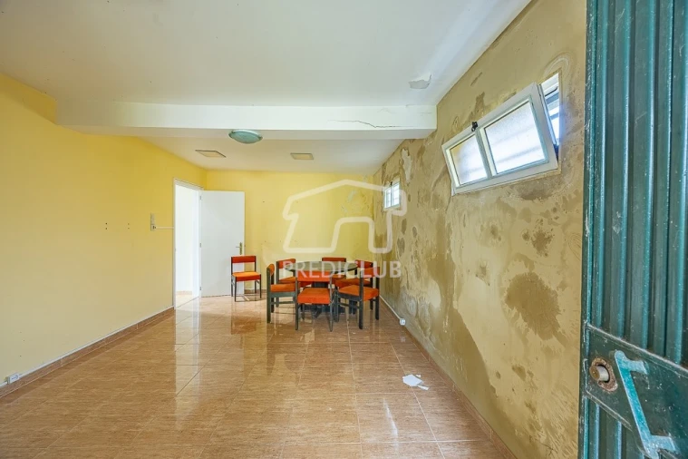 Moradia T2 para Venda em Camara de Lobos Foto 13