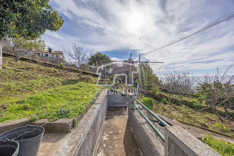 Moradia T2 para Venda em Camara de Lobos Foto 7