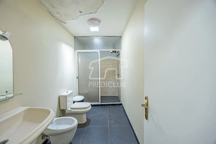 Moradia T2 para Venda em Camara de Lobos Foto 17