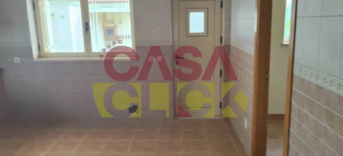 Moradia T3 para Venda em Seiça Foto 19