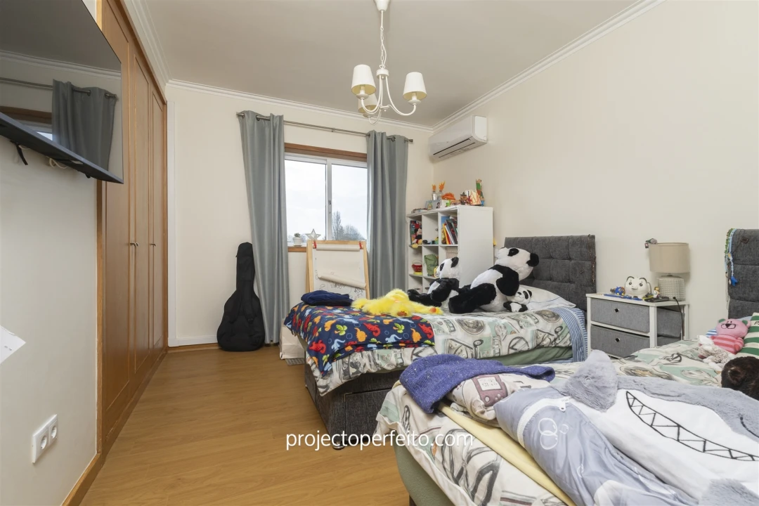 Apartamento T4 para Venda em Paços de Brandão Foto 18