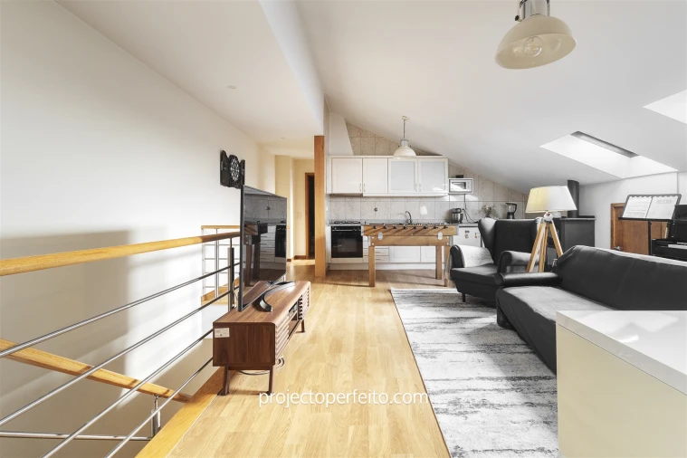 Apartamento T4 para Venda em Paços de Brandão Foto 12