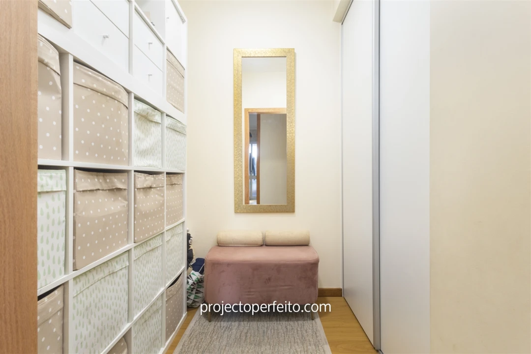 Apartamento T4 para Venda em Paços de Brandão Foto 10