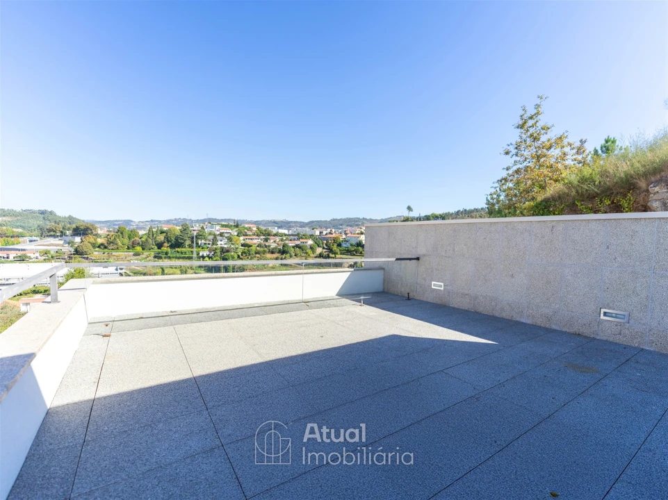 Moradia T3 para Venda em Caldas de Vizela (São Miguel e São João) Foto 19