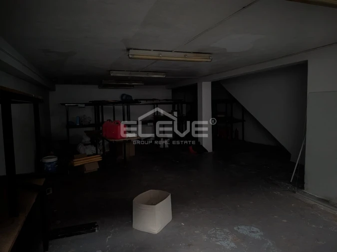 Loja para Arrendamento em Santa Marinha e São Pedro da Afurada Foto 9