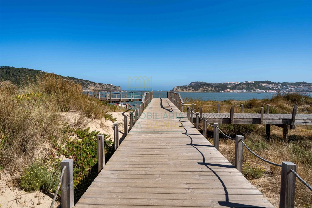 Moradia T4 para Venda em Tornada e Salir do Porto Foto 28