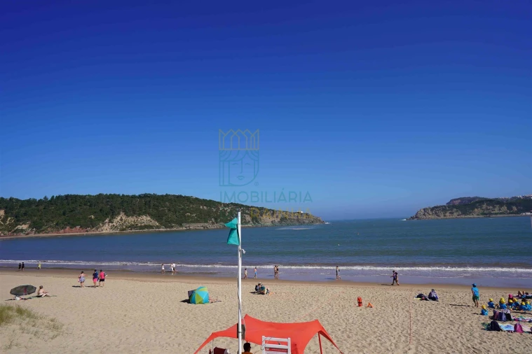 Moradia T3 para Venda em Santa Maria, São Pedro e Sobral da Lagoa Foto 19