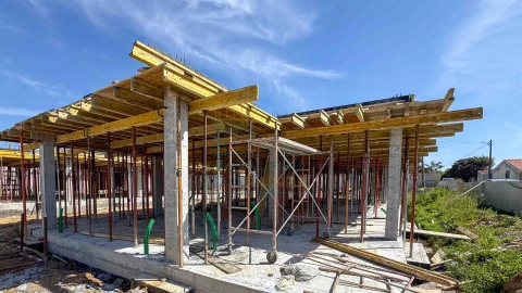 Moradia T3 para Venda em Santa Maria, São Pedro e Sobral da Lagoa