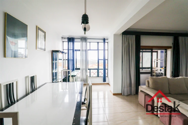 Apartamento T6 para Arrendamento em Viseu Foto 4