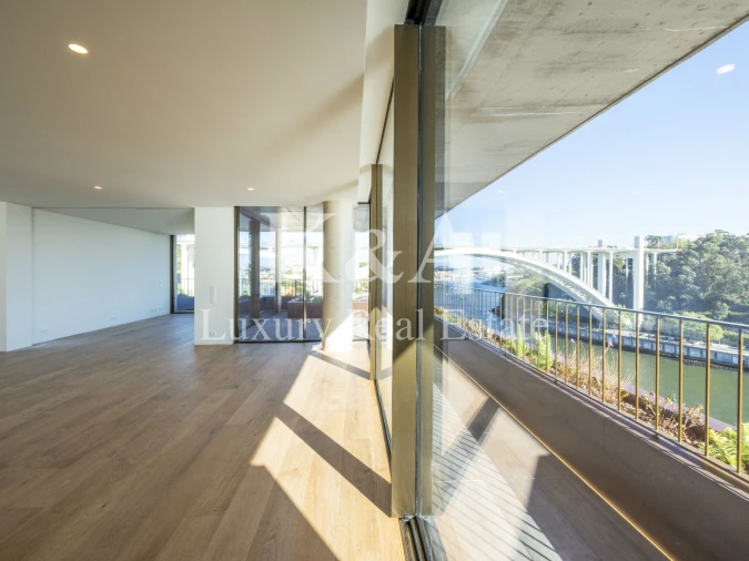 Apartamento T3 para Venda em Lordelo do Ouro e Massarelos Foto 7