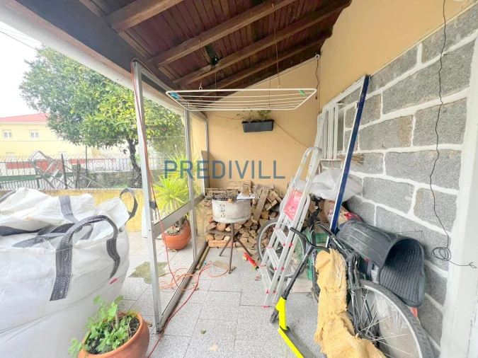 Moradia T2 para Venda em Vila Nova de Famalicão e Calendário Foto 2