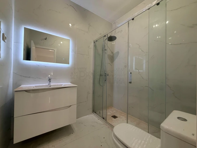 Apartamento T3 para Arrendamento em Creixomil Foto 26