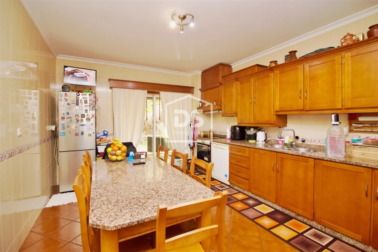 Apartamento T2 para Venda em Meinedo Foto 7