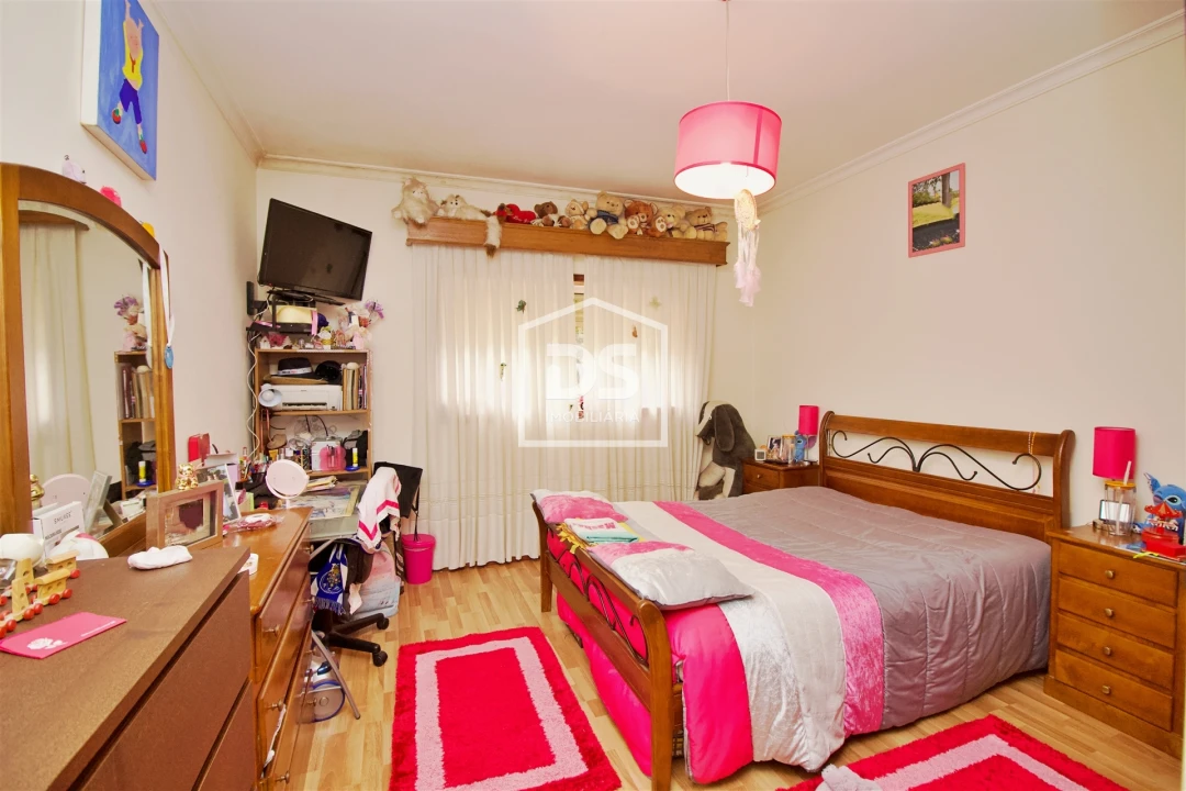 Apartamento T2 para Venda em Meinedo Foto 14