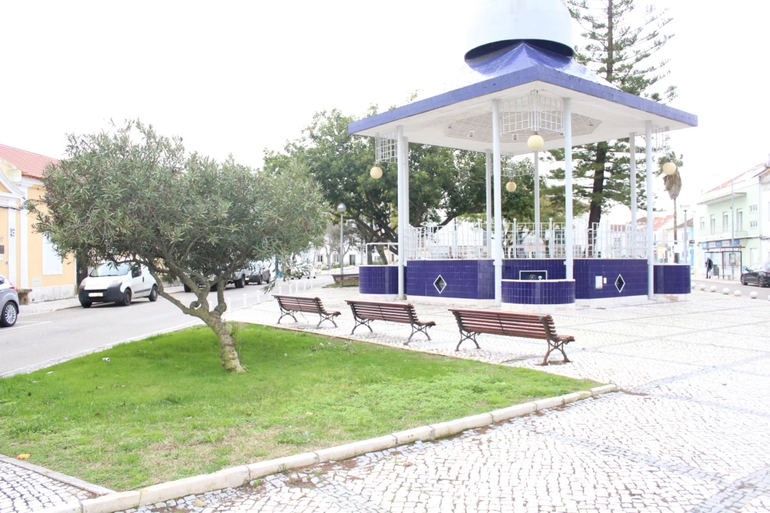 Prédio para Venda em Samouco Foto 11