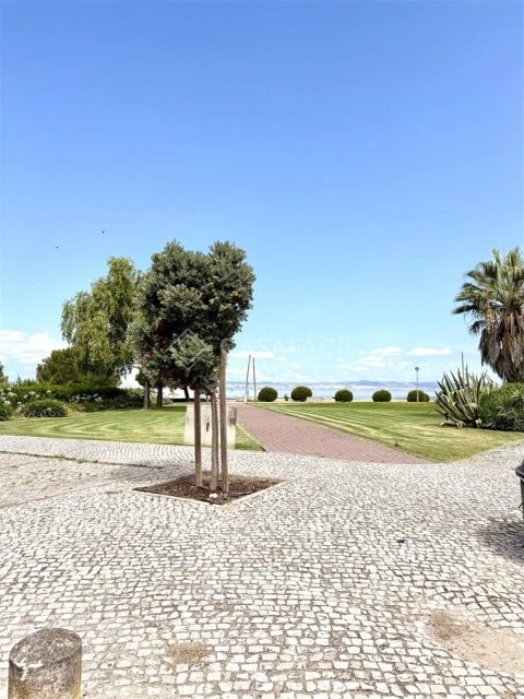 Apartamento T3 para Arrendamento em Alcochete