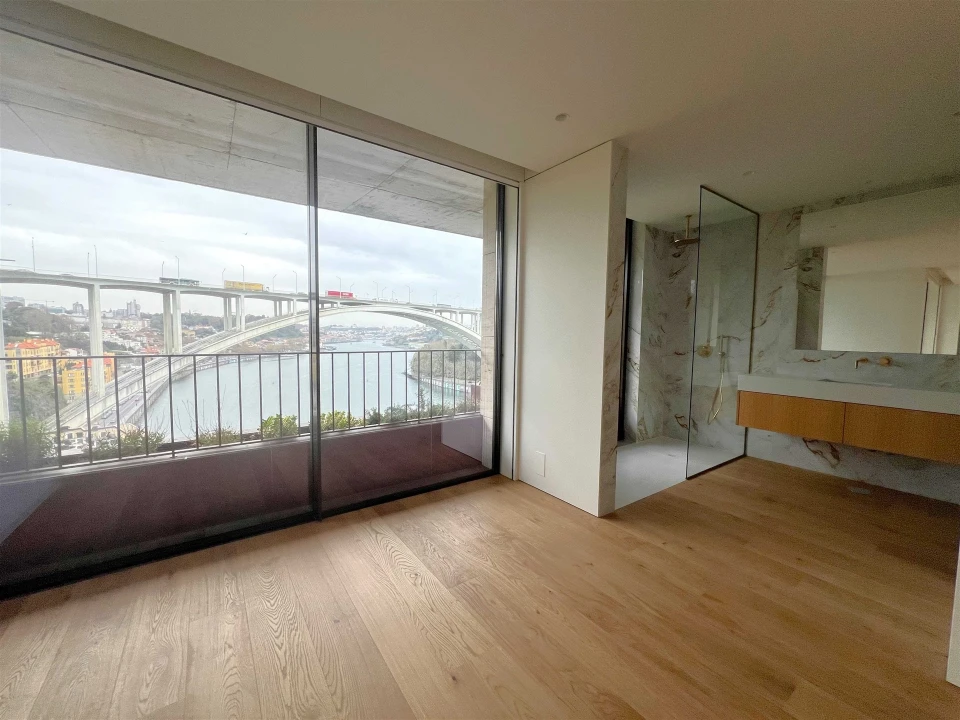 Apartamento T3 para Venda em Lordelo do Ouro e Massarelos Foto 31