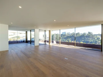 Apartamento T3 para Venda em Lordelo do Ouro e Massarelos