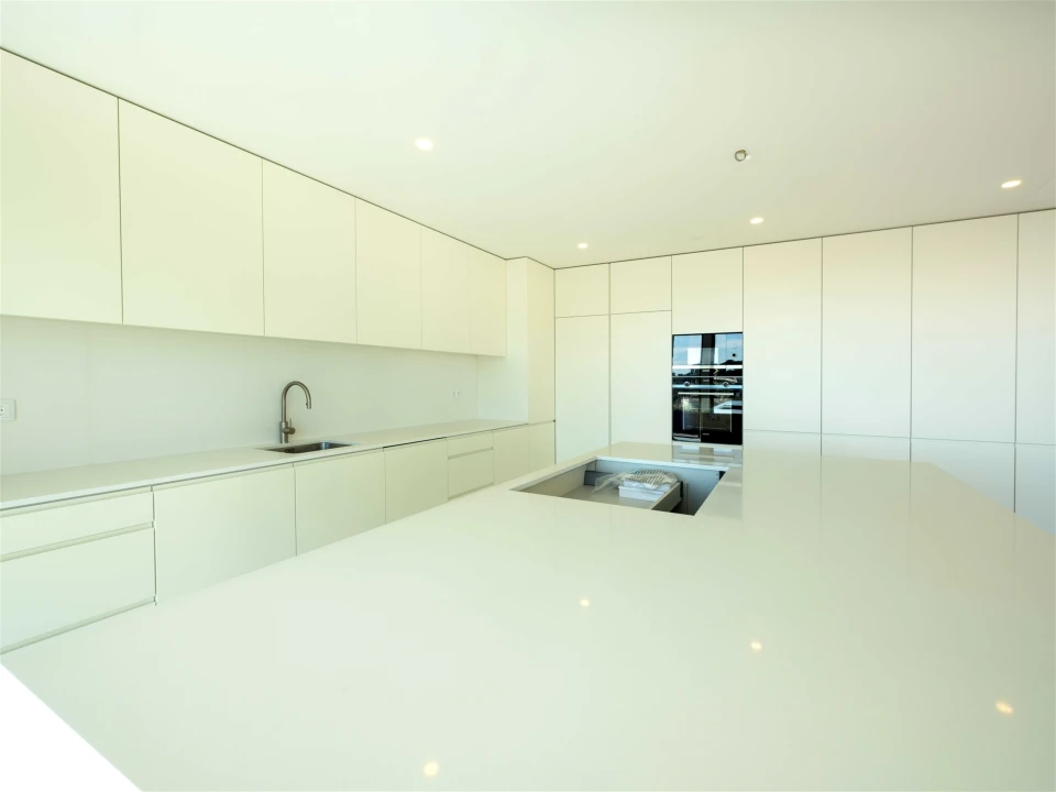 Apartamento T3 para Venda em Lordelo do Ouro e Massarelos Foto 16