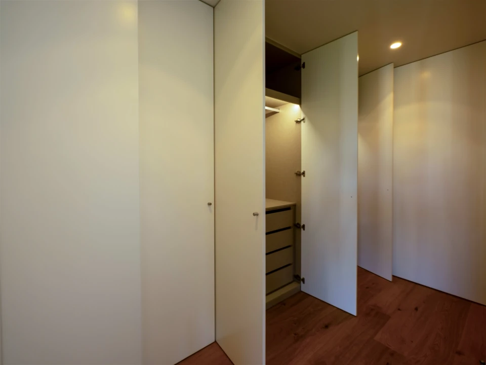 Apartamento T3 para Venda em Lordelo do Ouro e Massarelos Foto 25