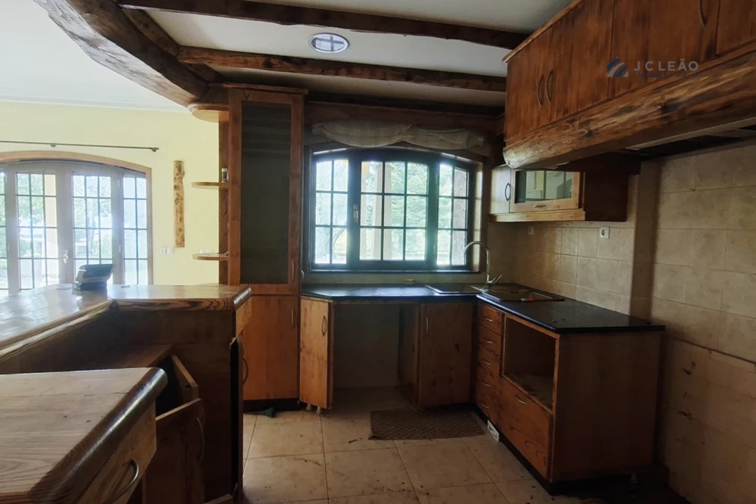 Moradia T5 para Venda em Meinedo Foto 36