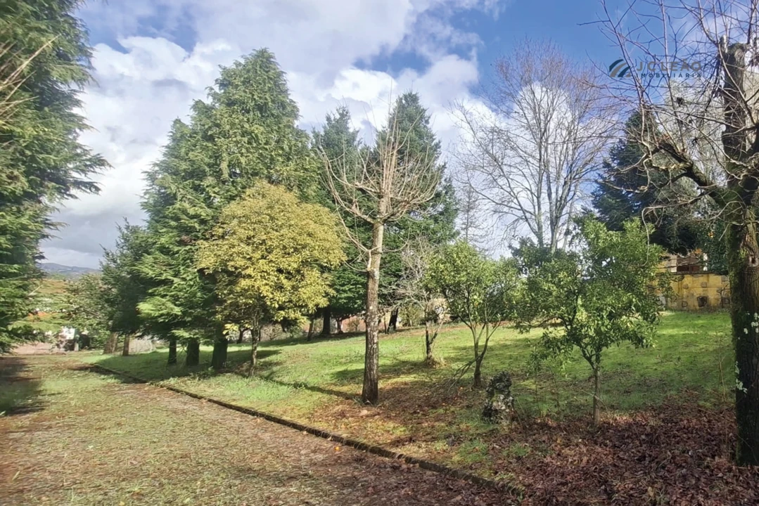 Moradia T5 para Venda em Meinedo Foto 15