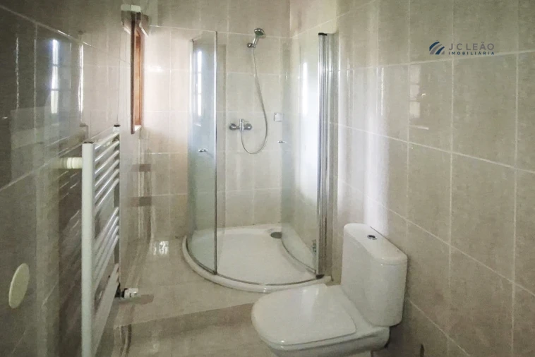 Moradia T5 para Venda em Meinedo Foto 50