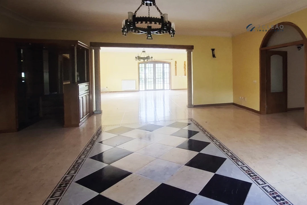 Moradia T5 para Venda em Meinedo Foto 31