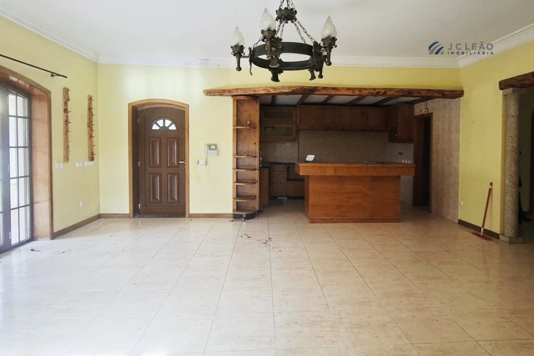 Moradia T5 para Venda em Meinedo Foto 35