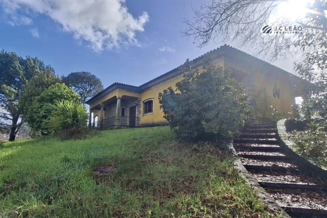 Moradia T5 para Venda em Meinedo Foto 4