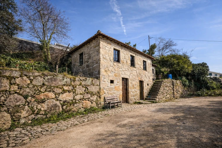 Moradia T2 para Venda em Eiriz Foto 1