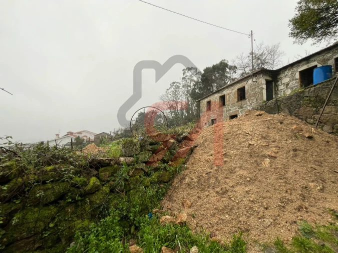 Moradia T2 para Venda em Eiriz Foto 3