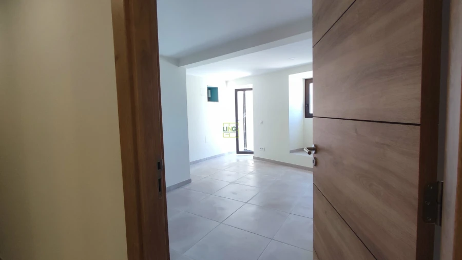 Moradia T2 para Venda em Póvoa de Rio de Moinhos e Cafede Foto 15