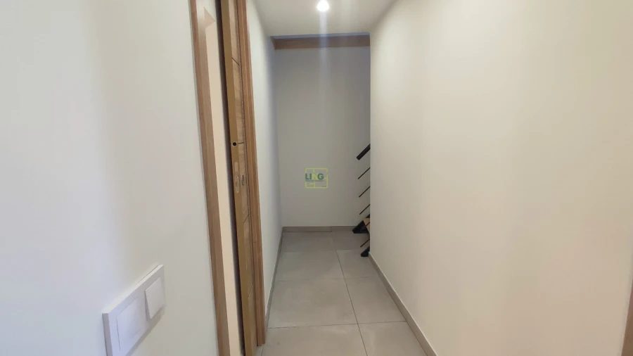 Moradia T2 para Venda em Póvoa de Rio de Moinhos e Cafede Foto 14