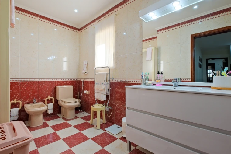 Moradia T4 para Venda em Castanheira do Ribatejo e Cachoeiras Foto 44