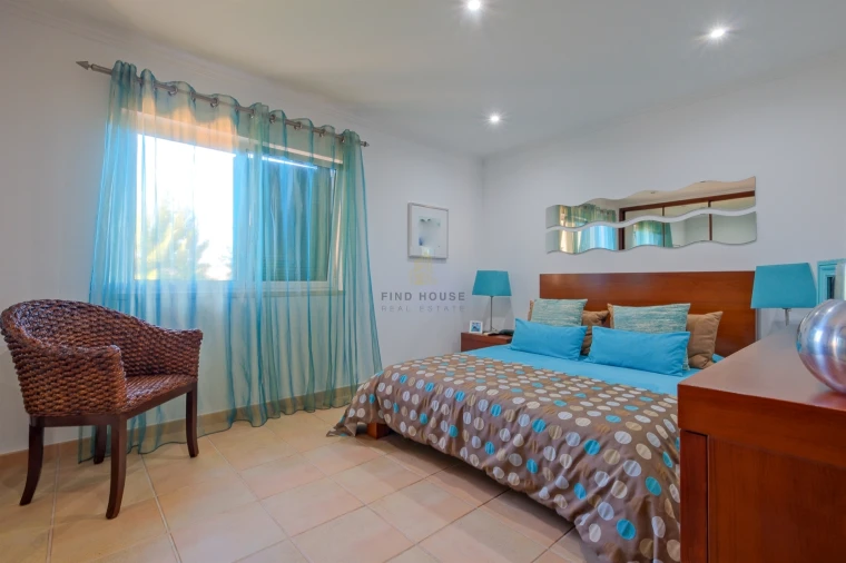 Moradia T4 para Venda em Castanheira do Ribatejo e Cachoeiras Foto 42