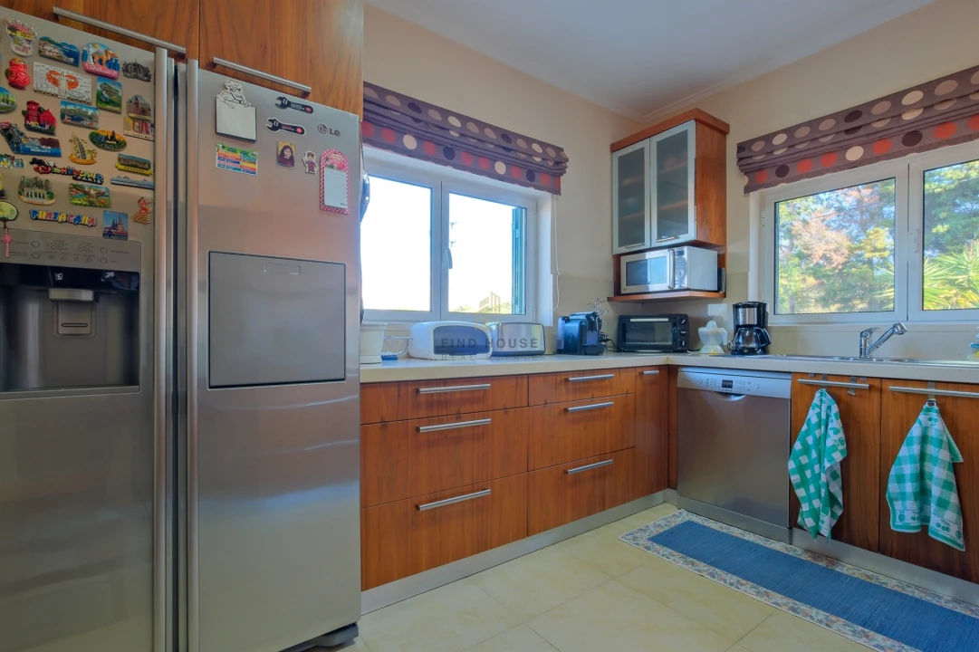 Moradia T4 para Venda em Castanheira do Ribatejo e Cachoeiras Foto 30