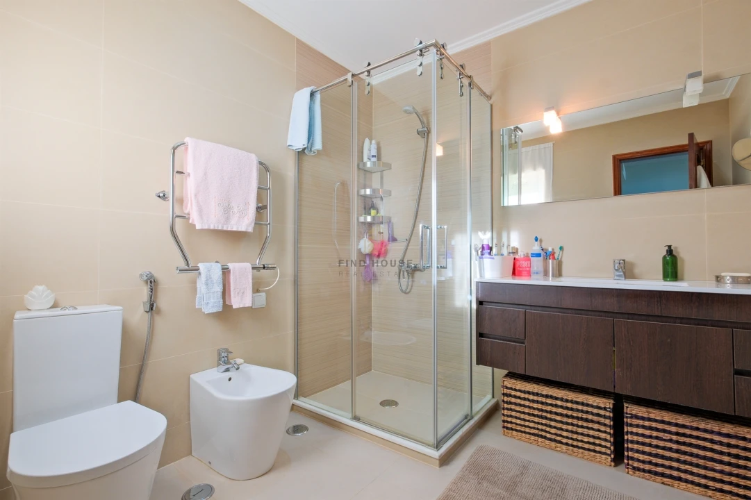 Moradia T4 para Venda em Castanheira do Ribatejo e Cachoeiras Foto 53