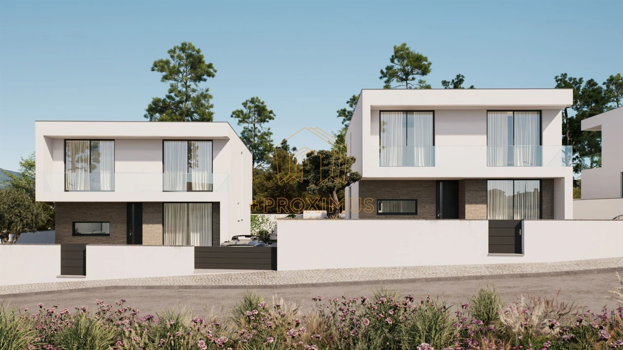 Moradia T4 para Venda em Lavos Foto 13