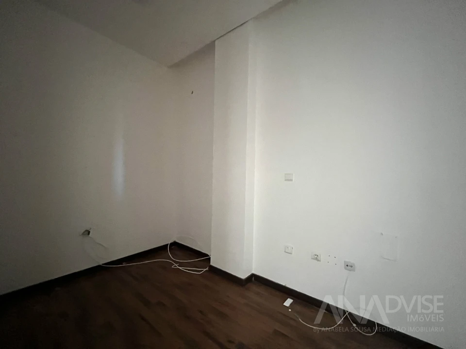 Loja para Arrendamento em Viseu Foto 5