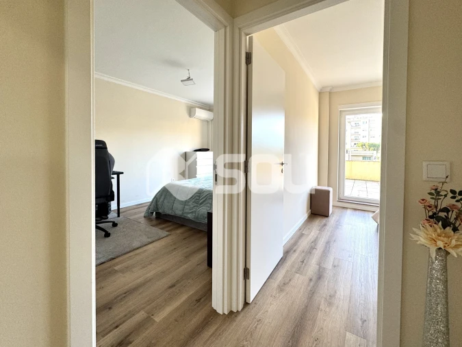 Apartamento T2 para Venda em Valongo Foto 11